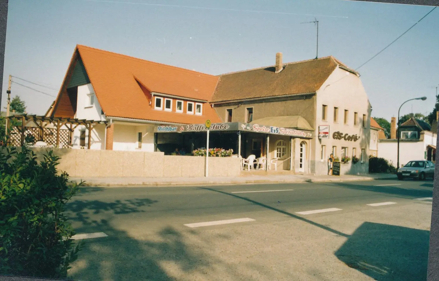 Historisches Foto der Milchbar Eibau, 1992