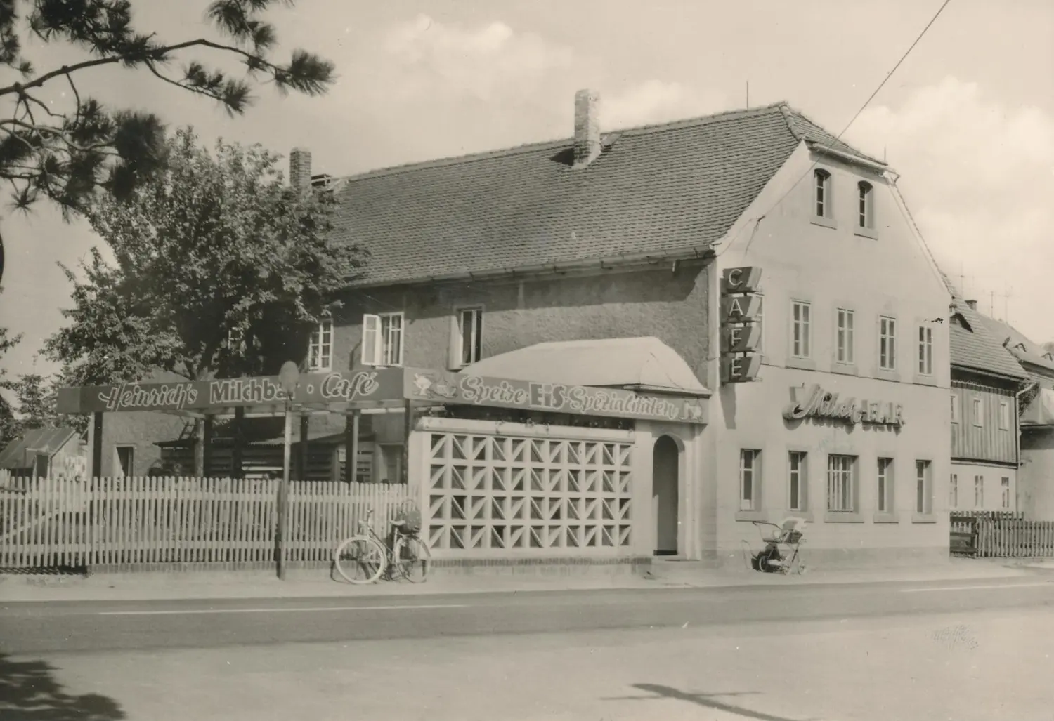 Historisches Foto der Milchbar Eibau in den 1970er Jahren