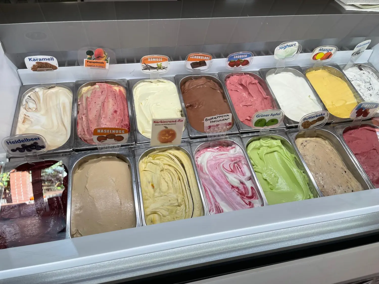 Milchbar Eis & Café - Speiseeis